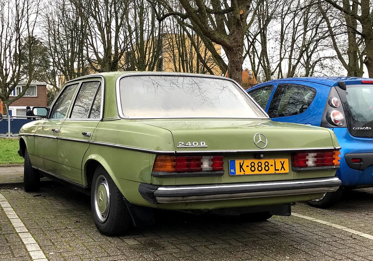 Mercedes-Benz 240 D generace W123 z roku 1980
