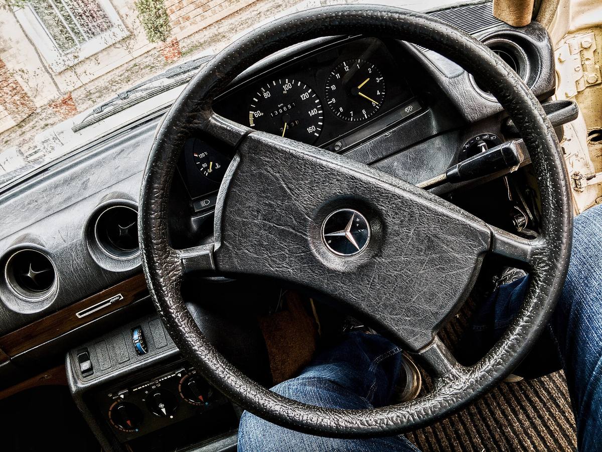 Volant Mercedesu řady 123, ročník 1982
